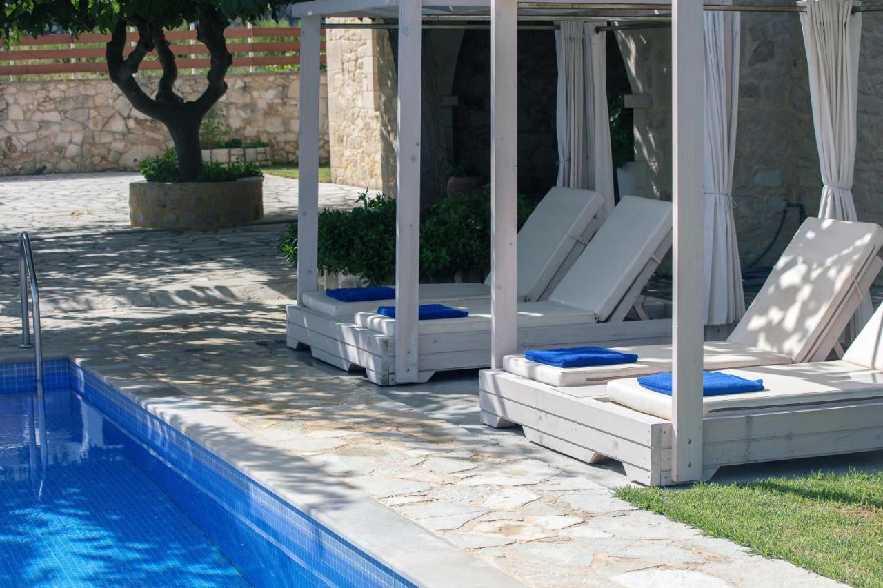 Villa Pinelopi Asprouliánoi エクステリア 写真