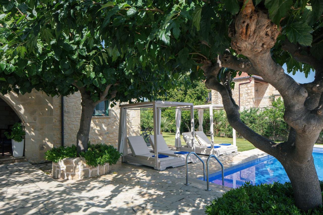 Villa Pinelopi Asprouliánoi エクステリア 写真